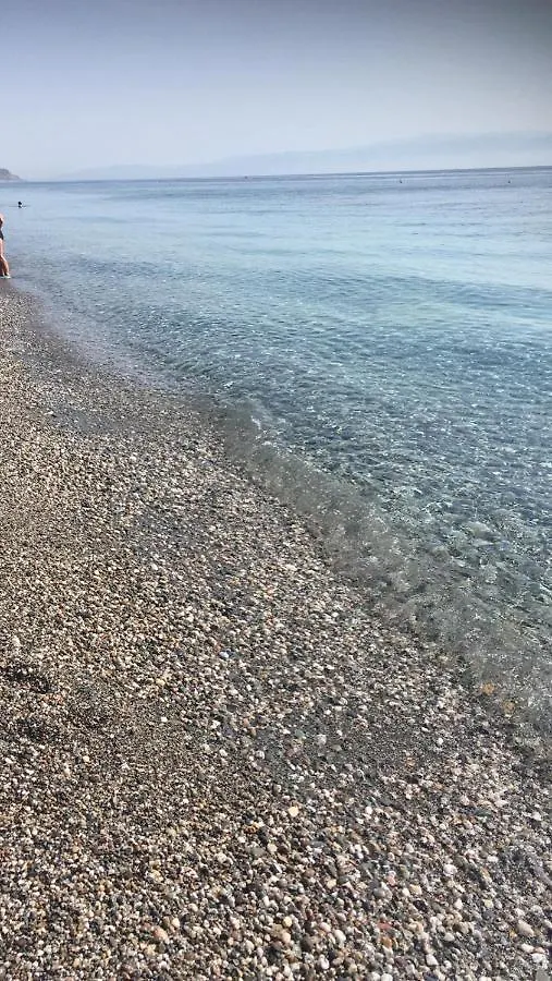 Appartamento Fronte Mare Sant'Alessio Siculo Apartment