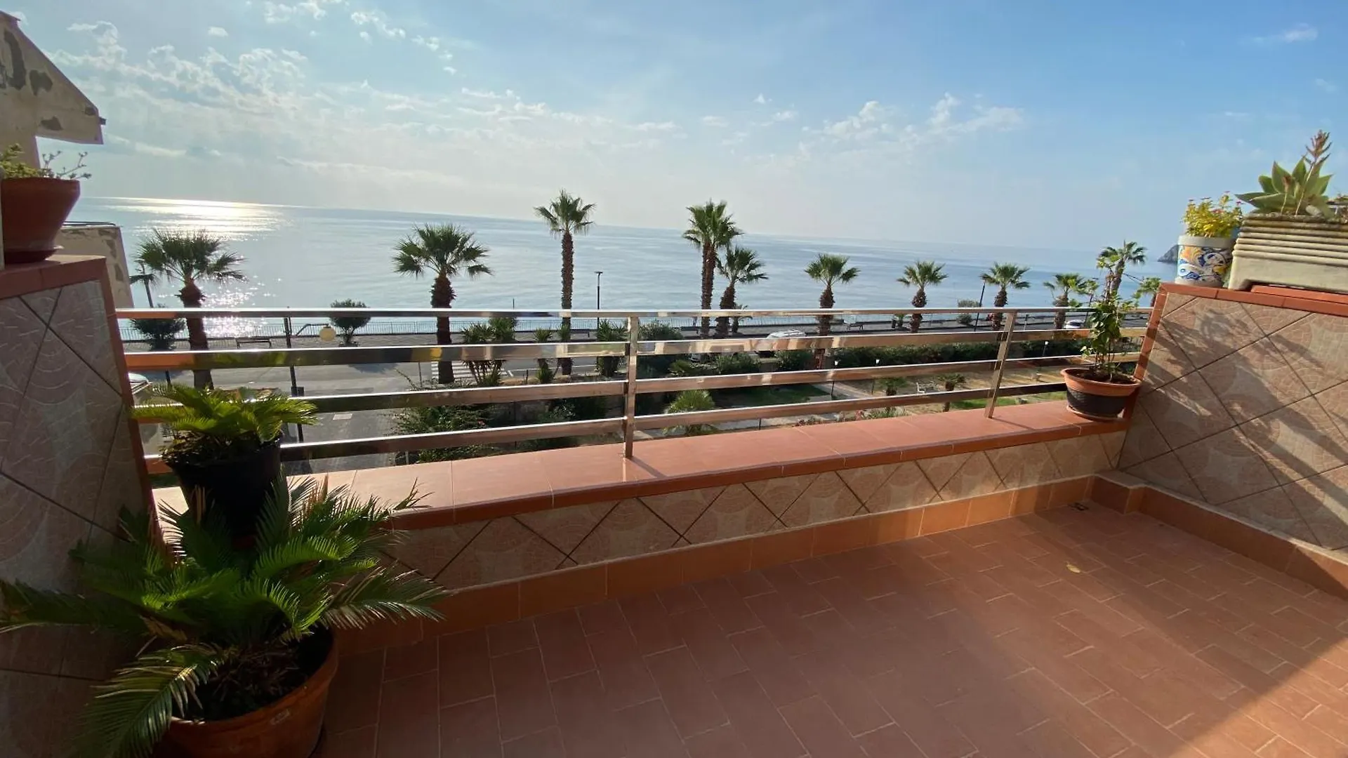 Apartment Appartamento Fronte Mare Sant'Alessio Siculo